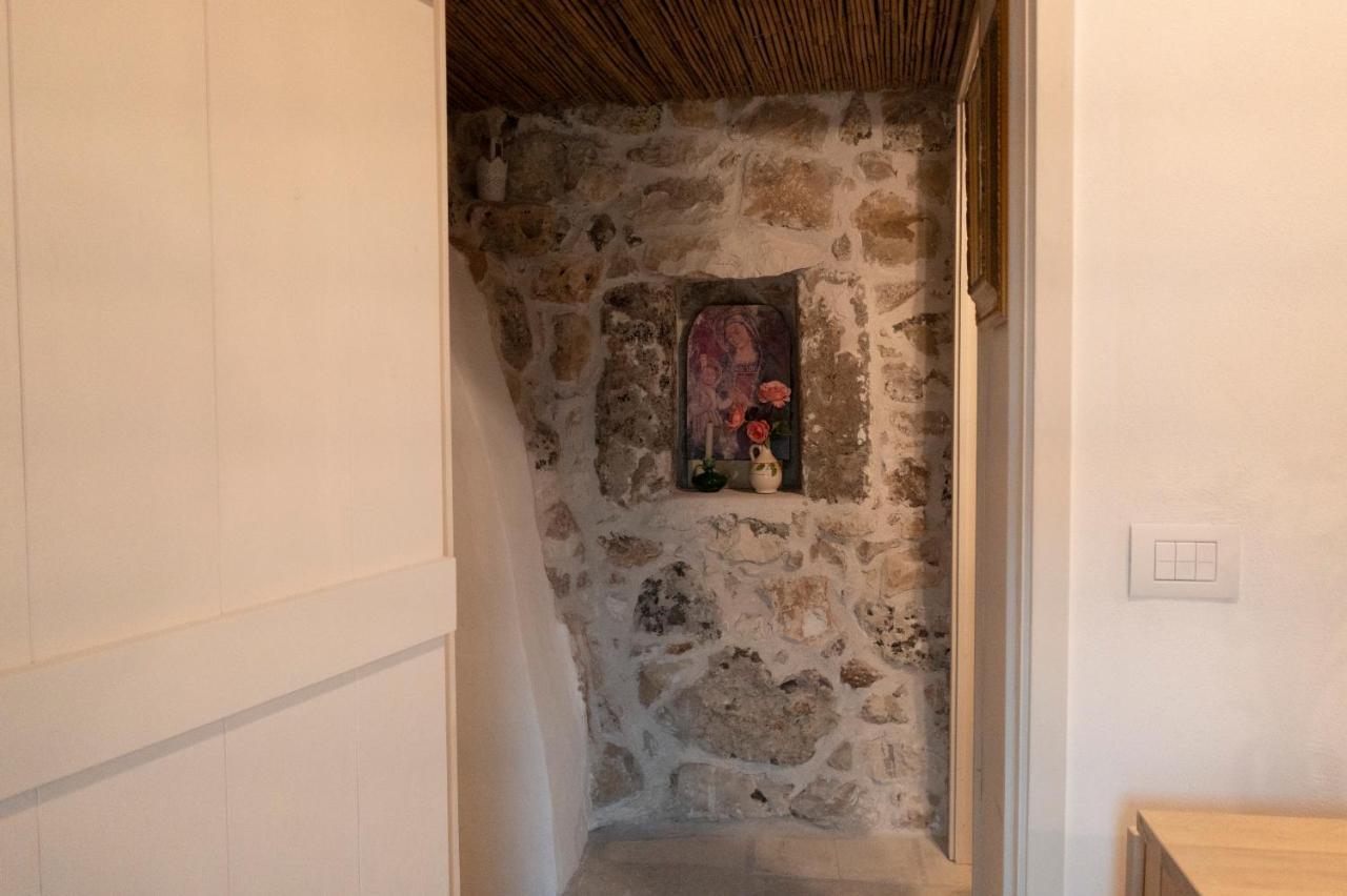 La Nicchia-Trullo Apartment Corigliano d'Otranto Exterior photo